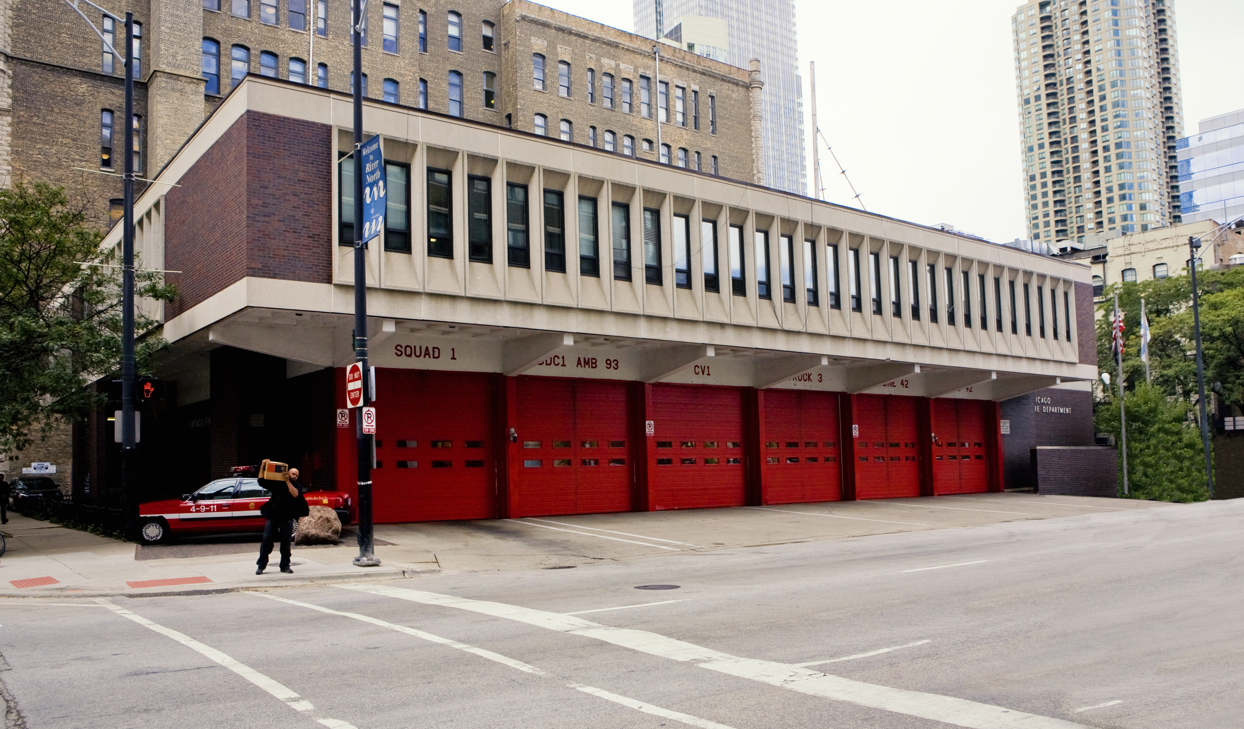 Chicago Fire Department Engine 42's house